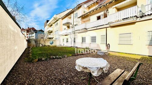 Rückansicht Innenhof / Gartenbereich - 