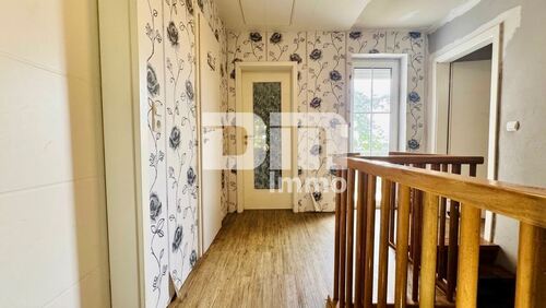 EG / OG Flur / Diele / Zugang Balkon - 