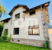 Großzügiges Einfamilienhaus mit viel Platz, riesigem Gartenareal und viel Potenzial - Waldkappel