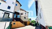 Innenhofbereich / Zufahrt Garage - 4 Zimmer Doppelhaushälfte in Fuldabrück