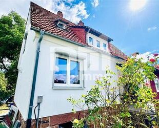 Kernsaniertes Einfamilienhaus mit Doppelgarage, großem Garten und Home-Office-Oase - Schwalmstadt