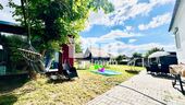 Terrasse / Großer angelegter Gartenbereich - 