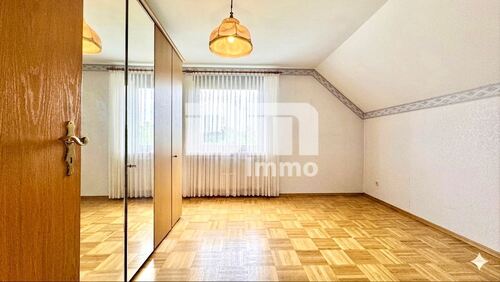 OG / DG Schlafzimmer Zugang Balkon 3 - 