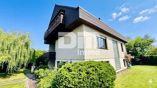 Rückansicht / Seitenansicht - Einfamilienhaus mit 121,49 m&sup2; in Niestetal zum Kaufen