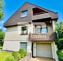 Großzügiges Einfamilienhaus in begehrter Lage mit Balkonen und Traumgarten + Terrasse - Niestetal