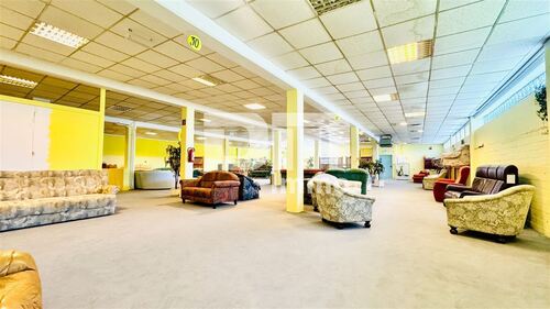 Etage Hinteres Lagergebäude - 