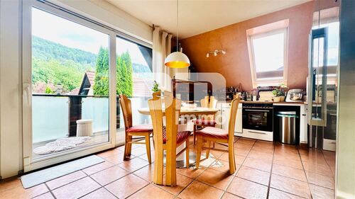 OG / DG Offener Küchenbereich / EBK /Zugang Balkon - 