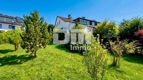 Gartenbereich vor dem Haus - 