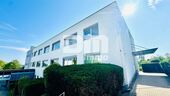 Seitenansicht / Nebeneingang - 9 Zimmer Büro zur Miete in Kassel