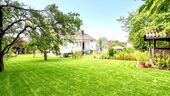 Großer Gartenbereich KI optimiert - 
