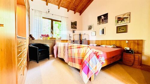 Schlafzimmer mit Ankleide / Zugang Terrasse - 