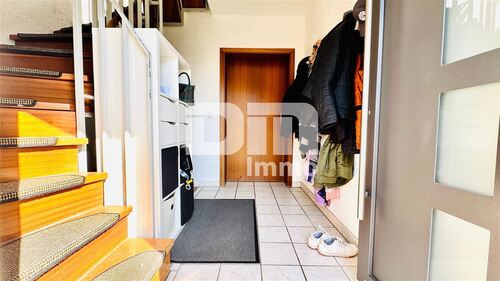 EG Haupteingang / Windfang / Treppenaufgang - 