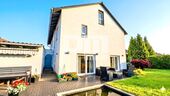 Rückansicht / Terrasse - Zweifamilienhaus mit 300,00 m&sup2; in Trendelburg zum Kaufen
