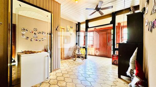 Wohnhaus EG Flur / Diele / Windfang - 