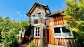 Frontansicht Wohnhaus - Charmantes EinfamilienhausResthof mit viel Platz, modernisierter Technik und idyllischem Garten