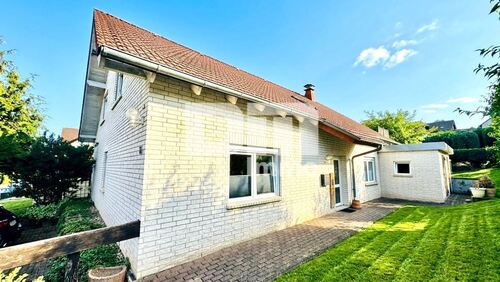 Seitenansicht - 6 Zimmer Einfamilienhaus in Allendorf (Eder)