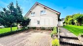 Stellplätze vor dem Haus - 