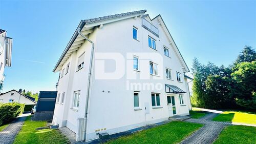 Titel Rückansicht - Gepflegte Maisonette Wohnung mit Studio 2x Balkon und PKW Stellplatz in Traumlage