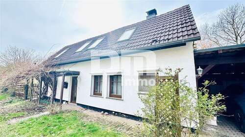 Foto - Haus zum Kaufen in Staufenberg , Niedersachs 179.000,00 € 120 m²