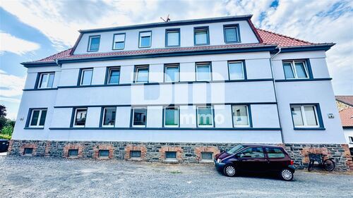 Frontansicht - 19 Zimmer Mehrfamilienhaus, Wohnhaus zum Kaufen in Frielendorf