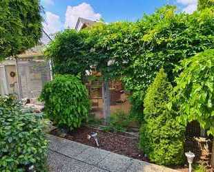 Einzigartige Gelegenheit: Etablierte Katzenpension mit 310 m² überdachtem Außenbereich und Bungalow - Rüsselsheim am Main