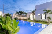 Pool - Moderne Poolvilla mit 3 Schlafzimmern auf einem großzügigen 640 m² großen Grundstück zu verkaufen.
