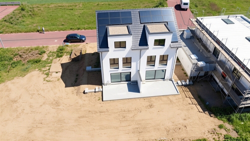 Außenansicht - Terrassenseite - ***Neubau-Doppelhaushälfte in Nackenheim Erstbezug Familienfreundlich Energieeffizient***