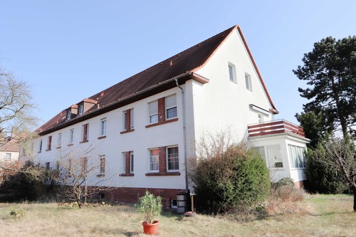 Haus Rückseite mit Giebel - Etagenwohnung mit 179,37 m&sup2; in Bitterfeld-Wolfen zum Kaufen