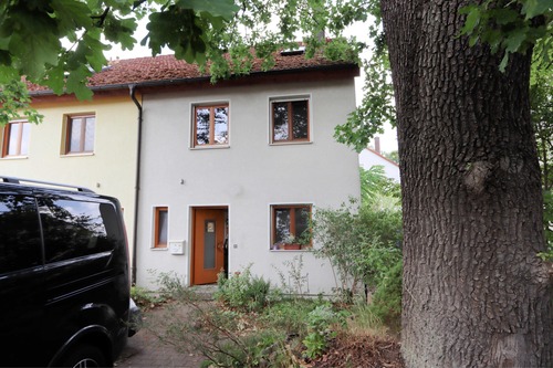 Haus straßenseitig rechts - 5 Zimmer Reihenendhaus zum Kaufen in Erkner