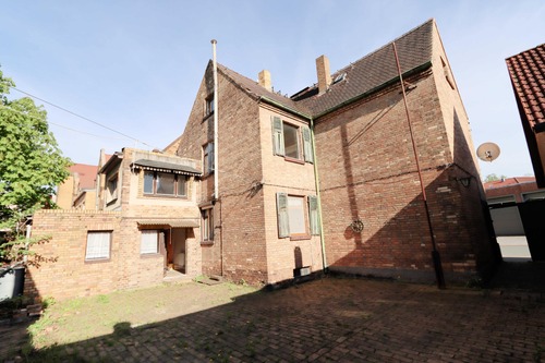 Haus Rückseite - Mehrfamilienhaus, Wohnhaus mit 145,00 m² in Sandersdorf zum Kaufen
