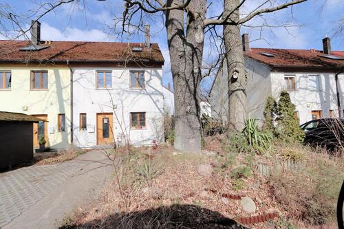 Haus straßenseitig - Reihenendhaus mit 130,00 m&sup2; in Erkner zum Kaufen