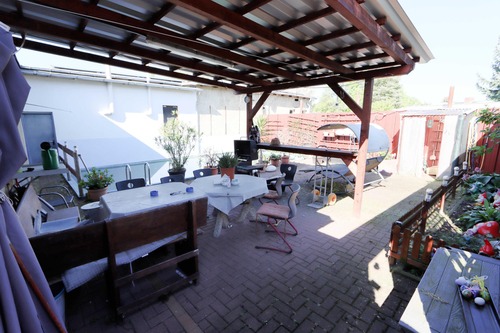Sitzecke mit Pool - 