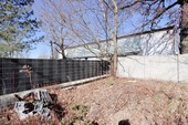 Garten Haus hinten rechts - 