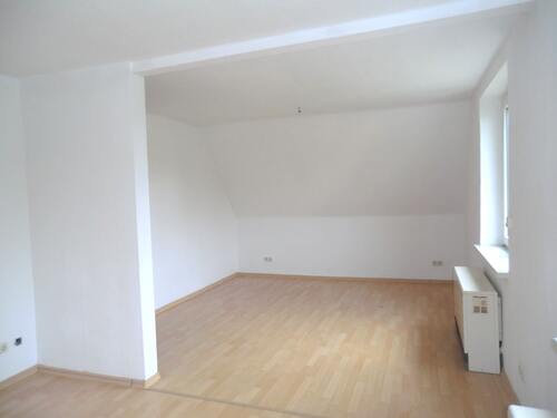 DG li Wohnzimmer B3 - Mehrfamilienhaus, Wohnhaus mit 291,00 m&sup2; in Bernsdorf zum Kaufen