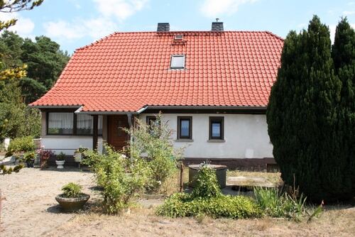 Hinteransicht 1 - Haus kaufen in Halbendorf - 90.000,00&nbsp;EUR Kaufpreis, ca.&nbsp; 133,36&nbsp;m&sup2;&nbsp;Wohnfl&auml;che