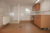 Küche und Dusche Keller - Einfamilienhaus mit 134,37 m&sup2; in Malschwitz zum Kaufen