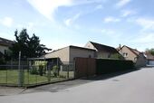 Haus und Grundstück - 