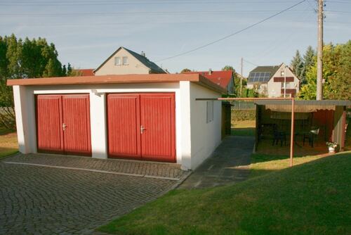 Garage und Sitzecke - 