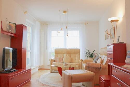 Wohnzimmer - 2 Zimmer Etagenwohnung zum Kaufen in Dresden