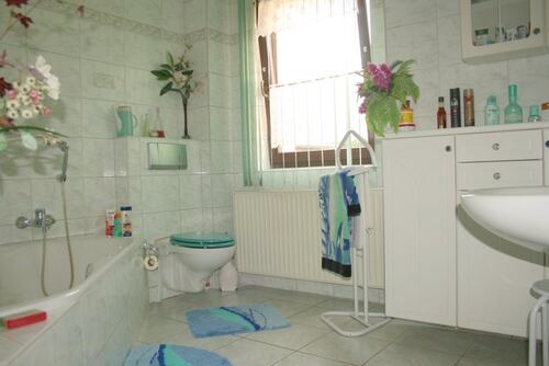 Wohnhaus - Bad - 