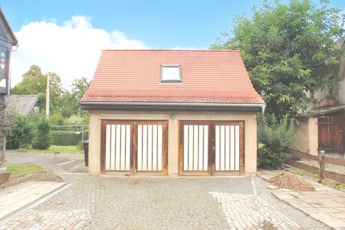 Doppelgarege mit Boden und Werkstatt - 