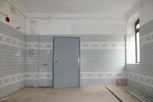 Gewerbeeinheit 2 - 