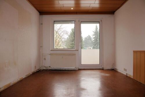 Wohnzimmer - 3 Zimmer Etagenwohnung zum Kaufen in Puschwitz