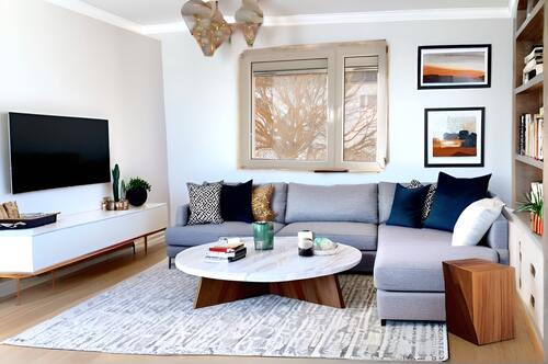 Wohnen visuell eingerichtet - 4 Zimmer Etagenwohnung zum Kaufen in Bernsdorf