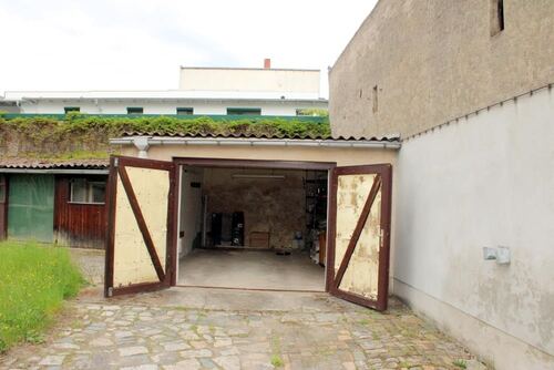 Garage - 