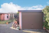 Garage und Gartenhaus - 