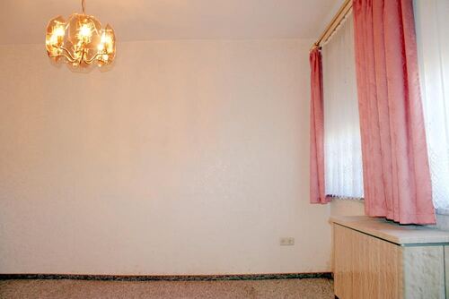Wohnzimmer - 5 Zimmer Doppelhaushälfte zum Kaufen in Schirgiswalde-Kirschau