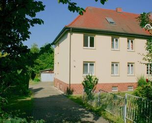 Landliches Domizil mit viel Grün! - Bernsdorf