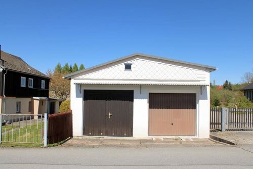 Doppelgarage zzgl. Werkstatt - 