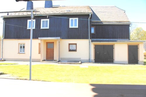 Objektansicht Rückseite - 6 Zimmer Zweifamilienhaus zum Kaufen in Friedersdorf